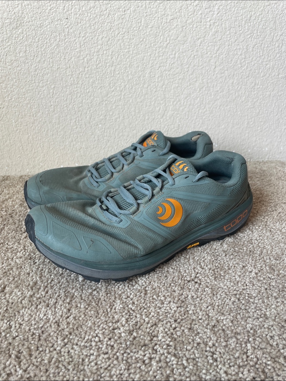 Topo Men’s Terraventure 4 Trail Running Shoes 9.5 3MM Drop Hiking Outdoor Climb